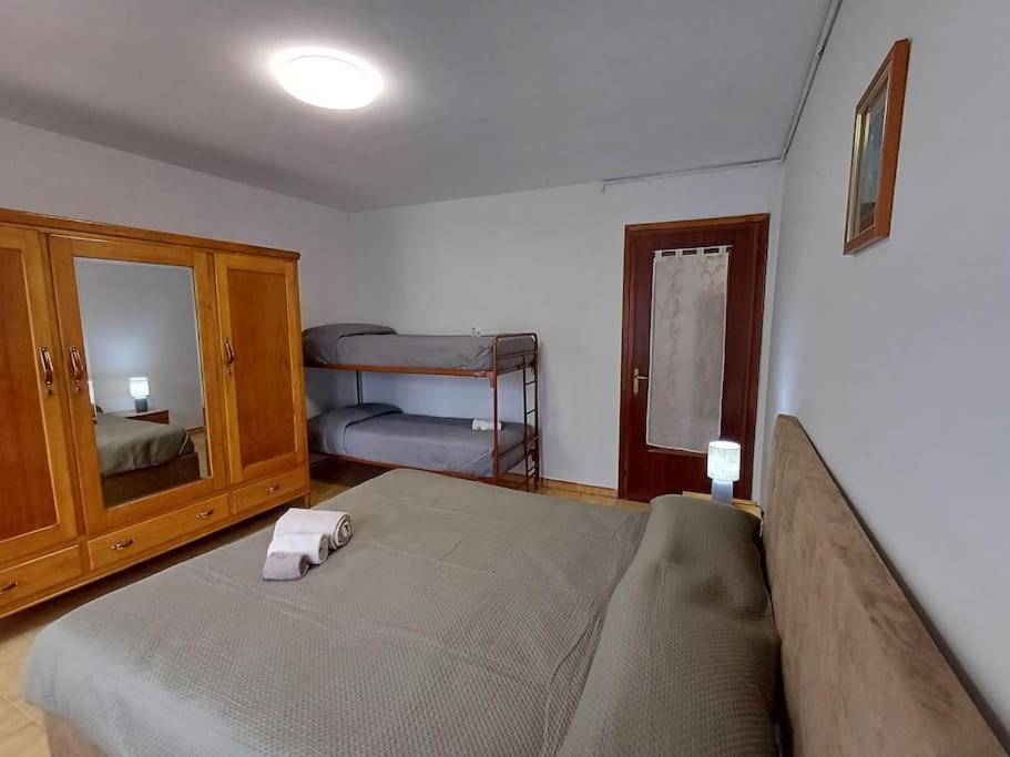 Casa Vacanza Leonardo Apartment Chambave ภายนอก รูปภาพ